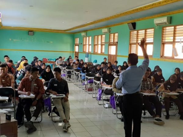 Empower Youth for Work Program “Job Counseling Workshop” di Indramayu #Day4